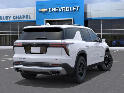 White 2026 Chevrolet Traverse Z71