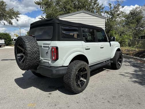 2023 Ford Bronco Outer Banks