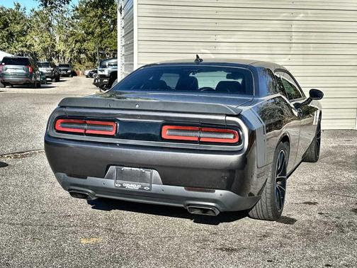 2015 Dodge Challenger R/T Scat Pack