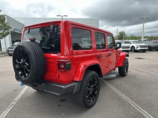 2024 Jeep Wrangler 4xe Sahara