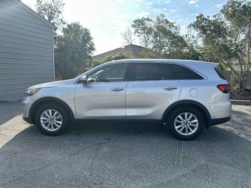 2019 Kia Sorento L