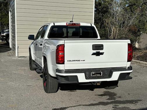 2017 Chevrolet Colorado LT