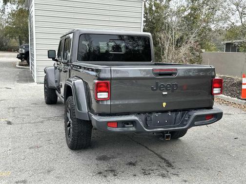 2024 Jeep Gladiator Nighthawk