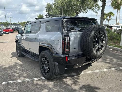 2024 GMC HUMMER EV SUV 2X