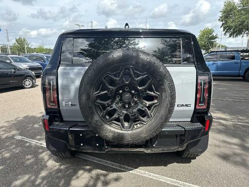 2024 GMC HUMMER EV SUV 2X