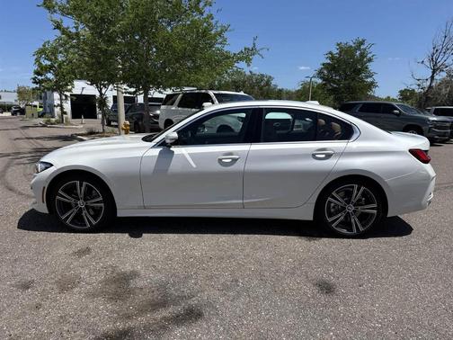 2024 BMW 330 i