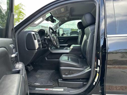 Black 2017 Chevrolet Silverado 2500 LTZ