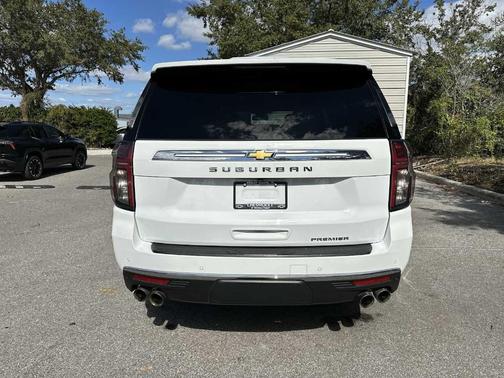 2024 Chevrolet Suburban Premier