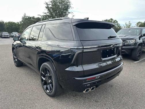 2025 Chevrolet Traverse RS