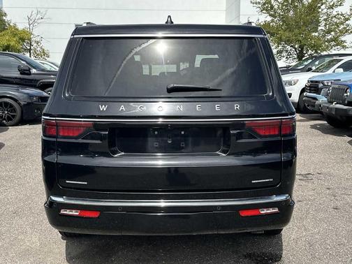 2023 Jeep Wagoneer Series II