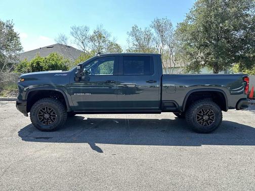 Cypress 2026 Chevrolet Silverado 2500 ZR2
