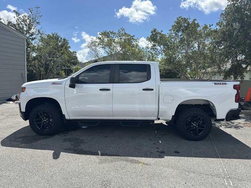 2021 Chevrolet Silverado 1500 Custom Trail Boss