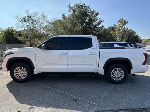 2022 Toyota Tundra SR5