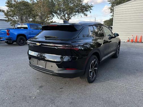 2026 Chevrolet Equinox EV LT 2