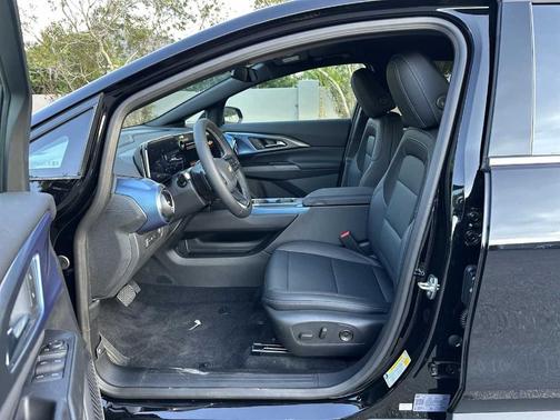 2026 Chevrolet Equinox EV LT 2