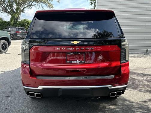 2025 Chevrolet Suburban High Country