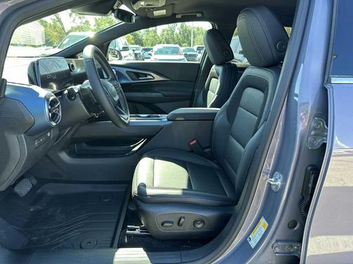 2025 Chevrolet Equinox EV LT2 w/PDE