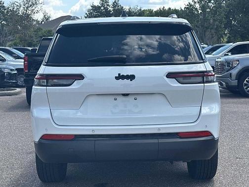 2024 Jeep Grand Cherokee L Laredo