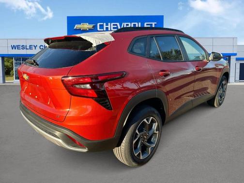 2024 Chevrolet Trax LT