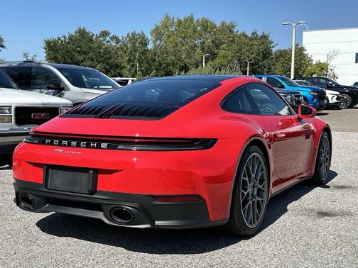 2025 Porsche 911 Carrera