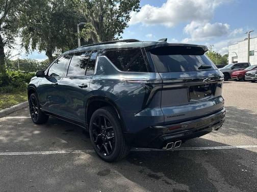 2025 Chevrolet Traverse RS