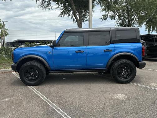 2024 Ford Bronco Black Diamond