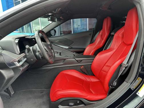 2022 Chevrolet Corvette Stingray w/1LT