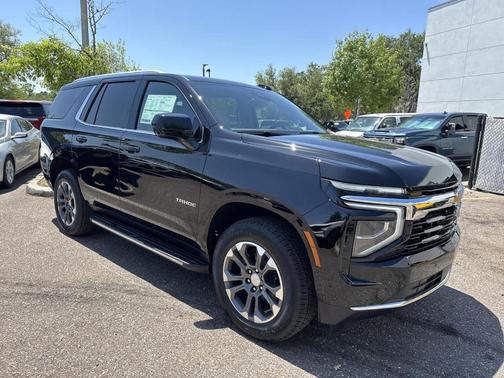 2025 Chevrolet Tahoe LS