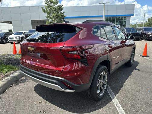 2025 Chevrolet Trax LT