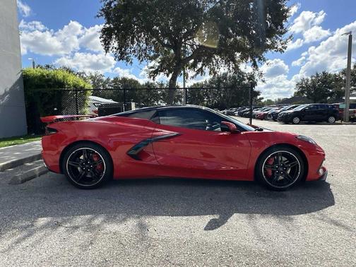 2025 Chevrolet Corvette Stingray w/2LT