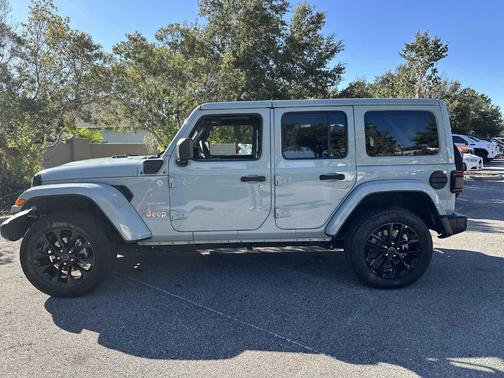 2024 Jeep Wrangler 4xe Sahara