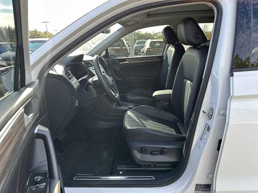 2024 Volkswagen Tiguan 2.0T Wolfsburg Edition