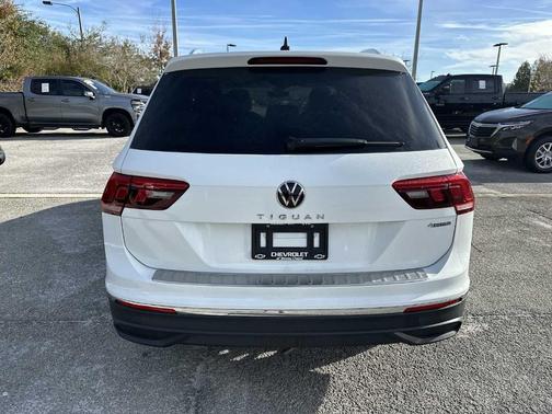 2024 Volkswagen Tiguan 2.0T Wolfsburg Edition