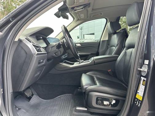 2019 BMW X7 xDrive40i