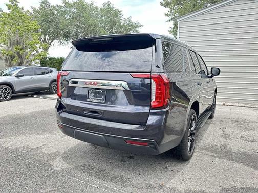 Titanium Rush Metallic 2023 GMC Yukon SLE