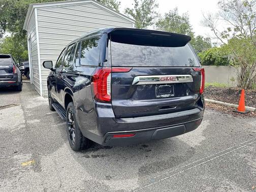 Titanium Rush Metallic 2023 GMC Yukon SLE