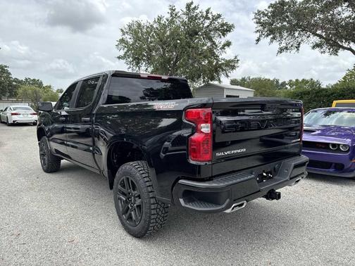 2025 Chevrolet Silverado 1500 Custom Trail Boss