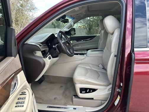 2017 Cadillac Escalade Premium Luxury