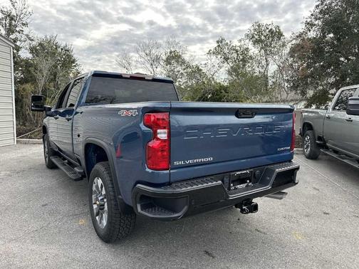 2026 Chevrolet Silverado 2500 Custom