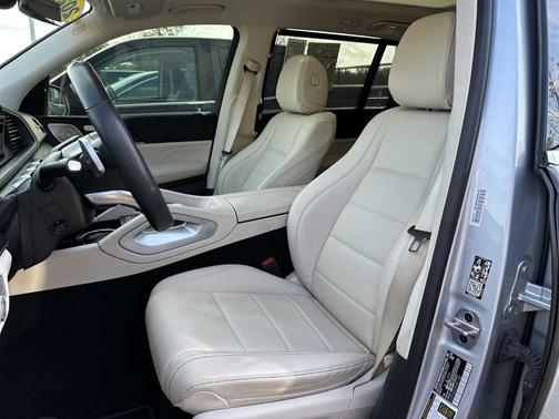 2023 Mercedes-Benz GLS 450 4MATIC