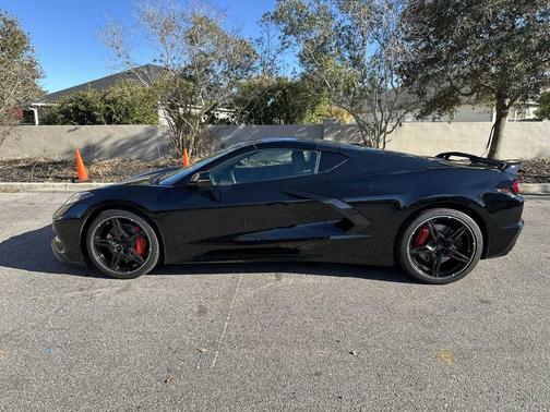 2024 Chevrolet Corvette Stingray w/2LT