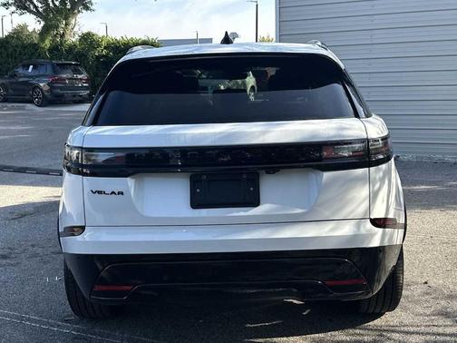 2025 Land Rover Range Rover Velar P250 Dynamic SE