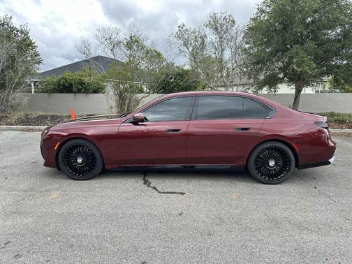 Red 2023 BMW 760 760i xDrive