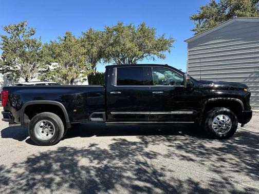 2025 Chevrolet Silverado 3500 High Country