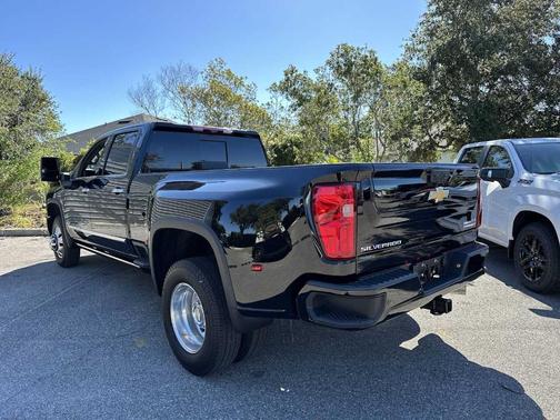 2025 Chevrolet Silverado 3500 High Country