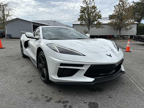 2025 Chevrolet Corvette Stingray w/3LT