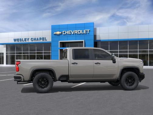 White Sand 2026 Chevrolet Silverado 2500 ZR2