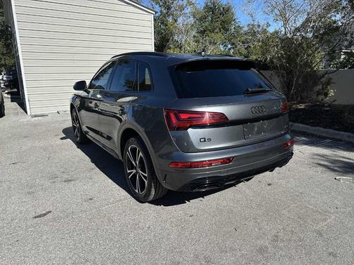 2025 Audi Q5 45 S line quattro Premium