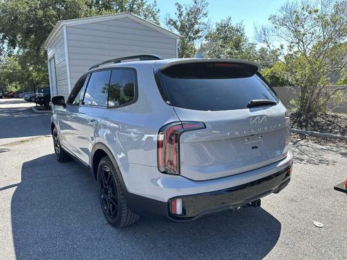 Wolf Gray 2024 Kia Telluride SX