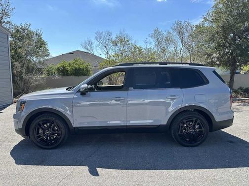 Wolf Gray 2024 Kia Telluride SX